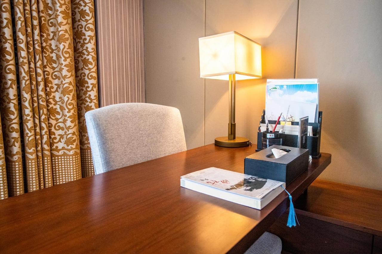 Peace International Hotel Shangrao Екстериор снимка